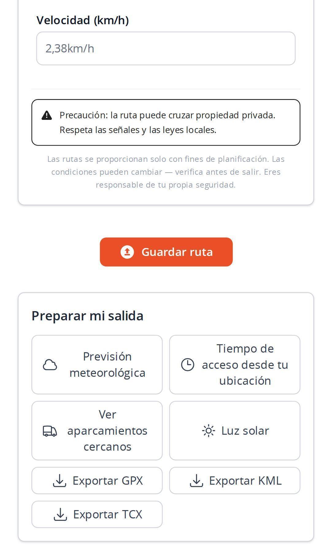 Opciones de exportación en un smartphone en el planificador de MapPlanner, con los botones GPX, KML y TCX bajo una ruta trazada